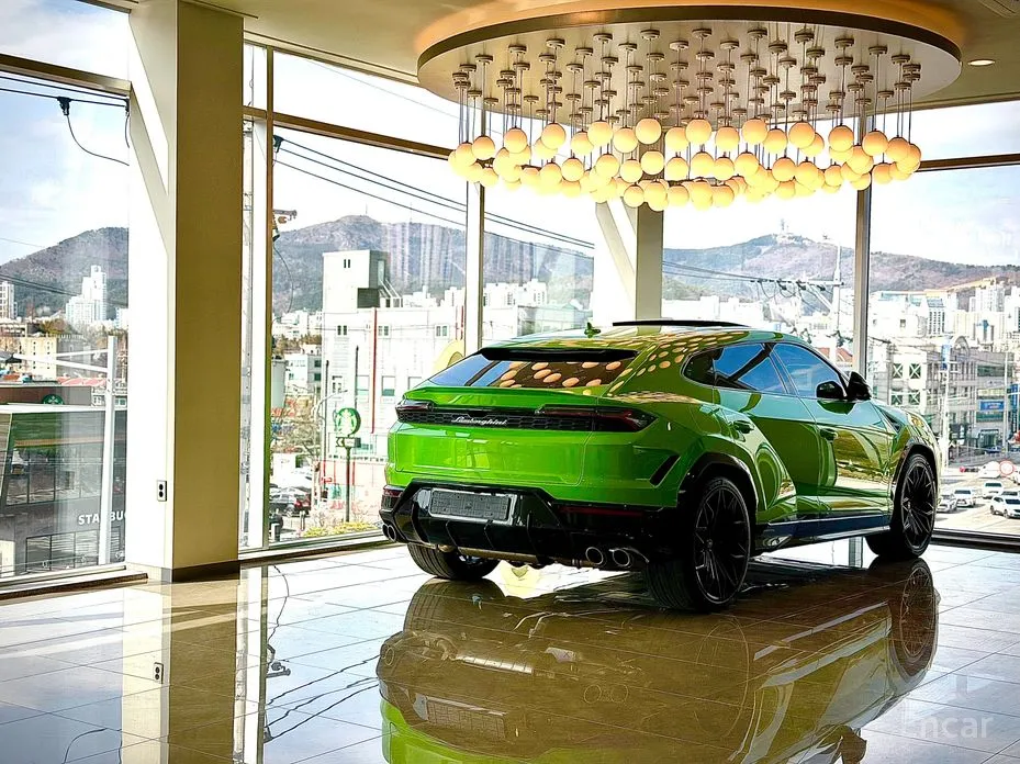 Lamborghini Urus 2018 4.0 V8 SE
