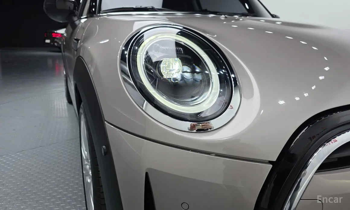 Mini Cooper 2001 Classic Plus Launch Pack