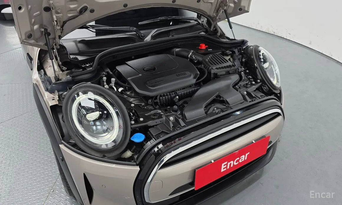 Mini Cooper 2001 Classic Plus Launch Pack