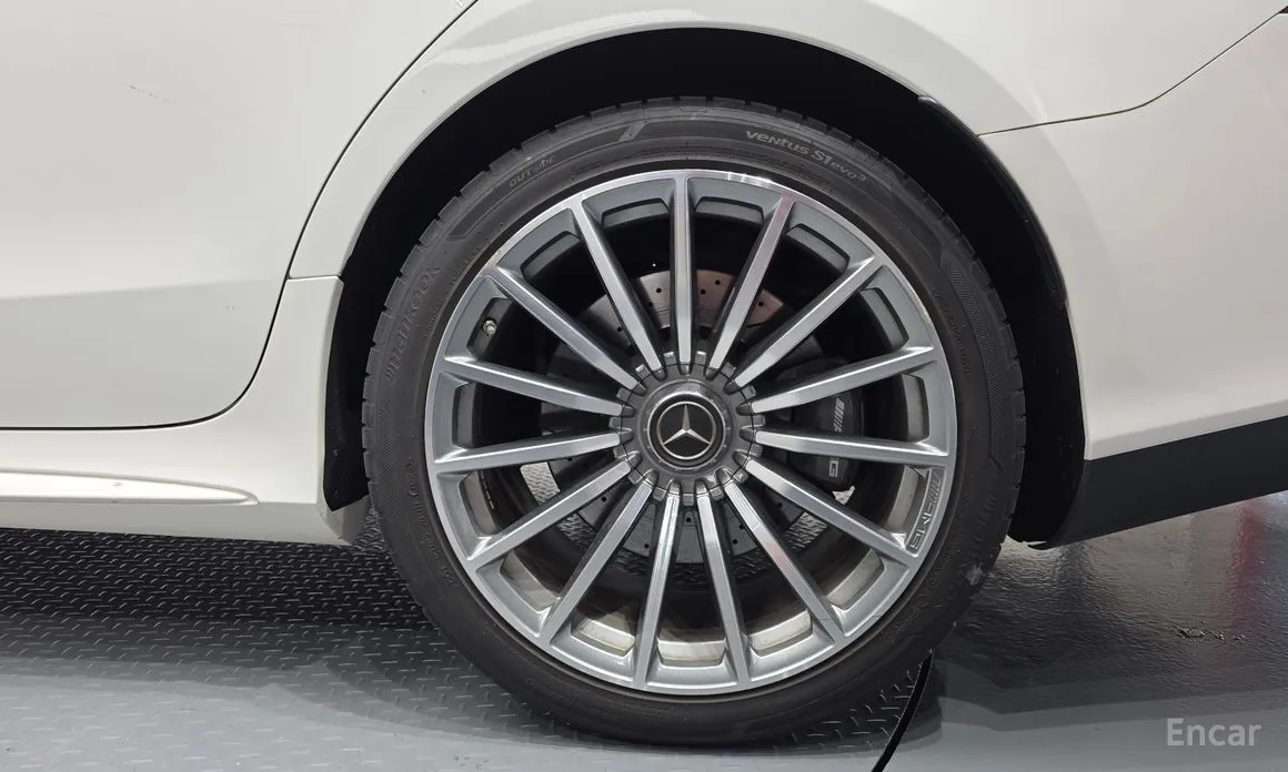 Mercedes-Benz AMG GT 2014 4Door 43 4MATIC+
