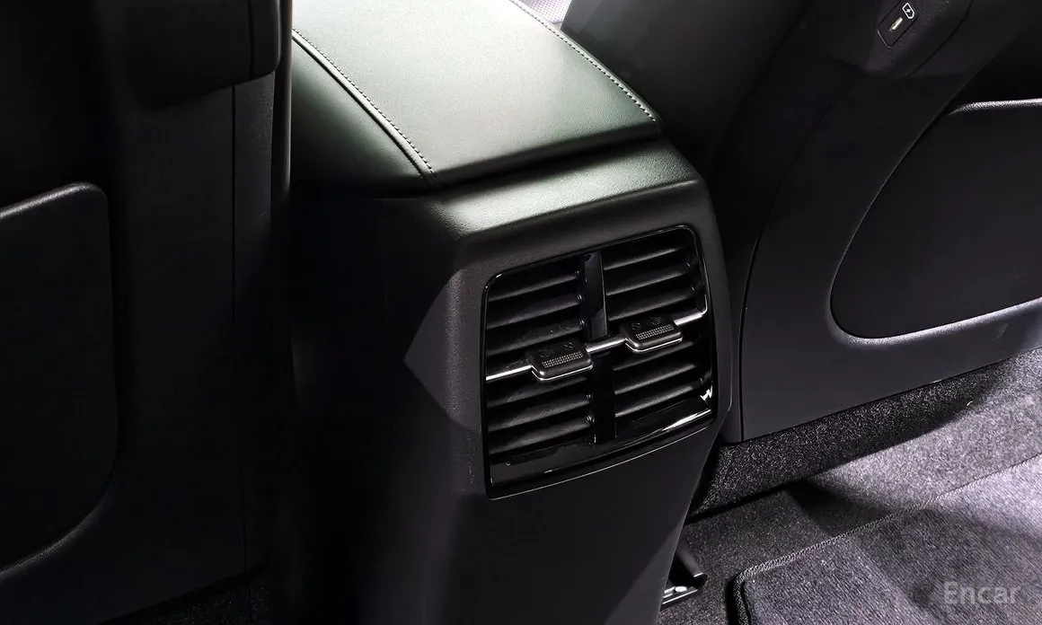 Фото 30 - Kia Niro