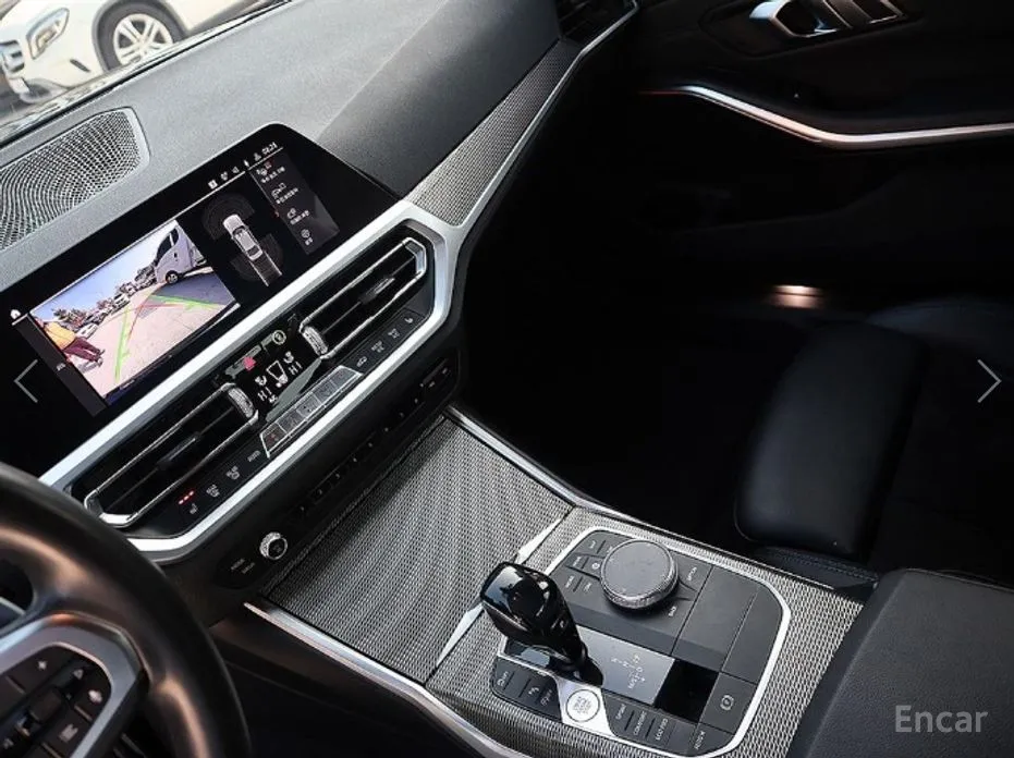 BMW 3 Series 2019 320i M Sport