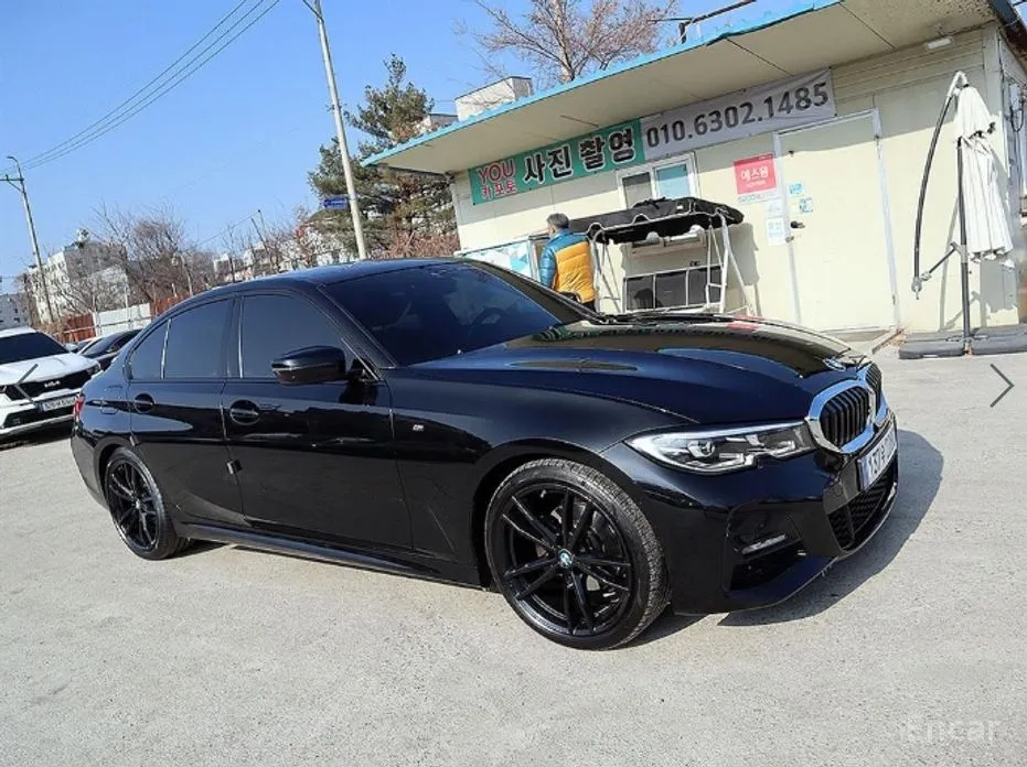 BMW 3 Series 2019 320i M Sport