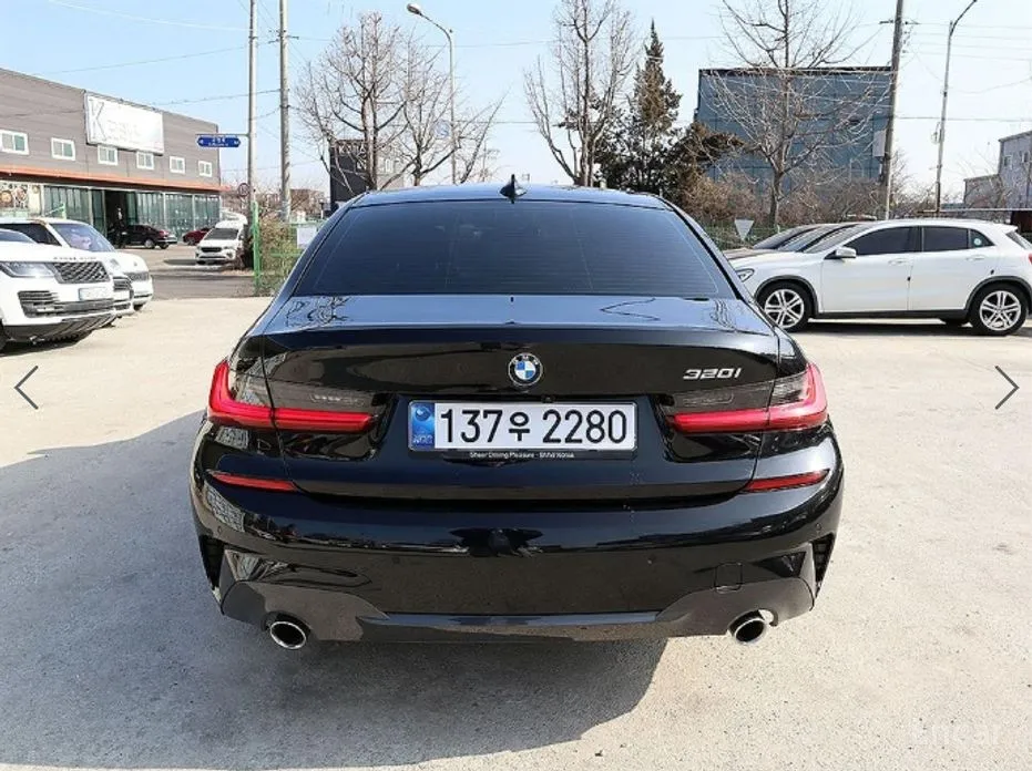 BMW 3 Series 2019 320i M Sport