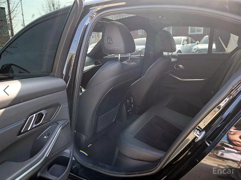 BMW 3 Series 2019 320i M Sport