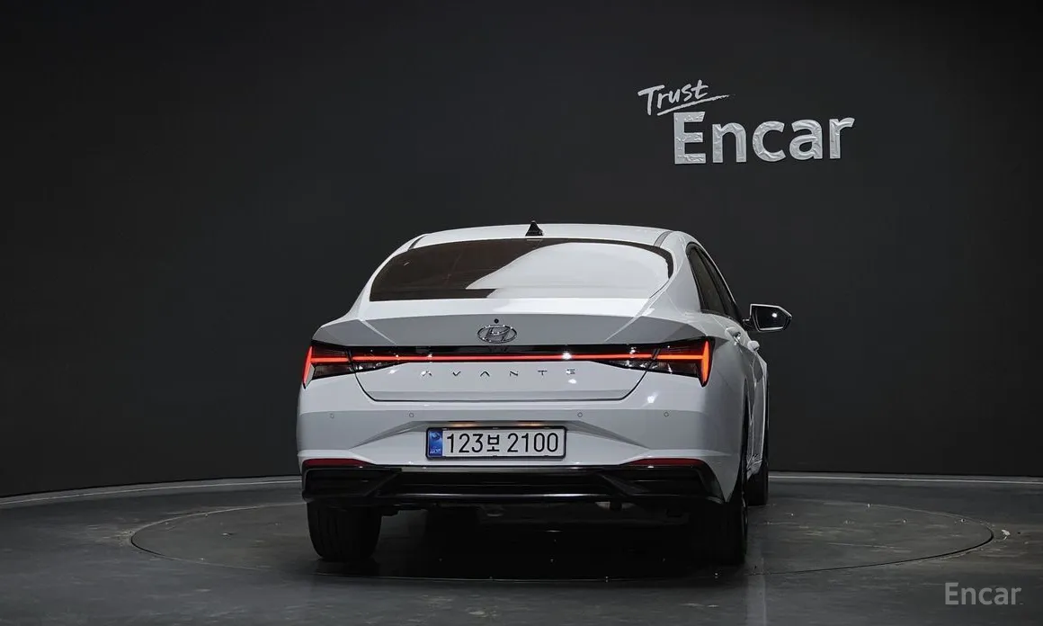 Фото 4 - Hyundai Avante