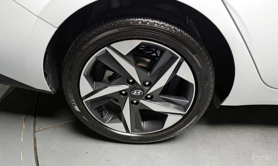 Фото 5 - Hyundai Avante