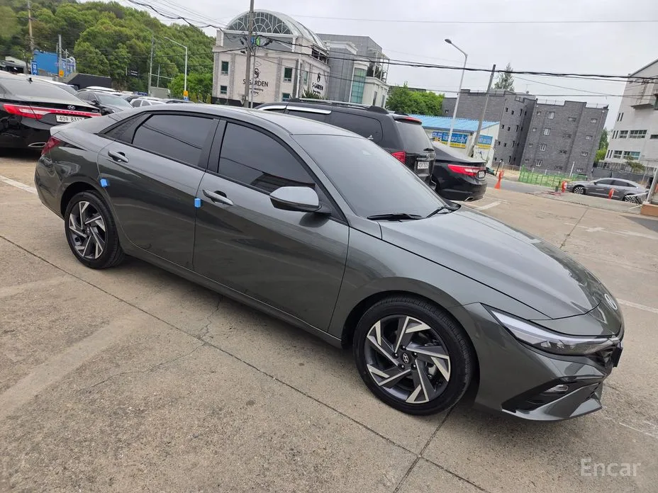 Hyundai Avante 2023 1.6