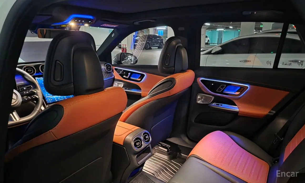 Mercedes-Benz GLC-Class 2023 GLC300 4MATIC AMG Line