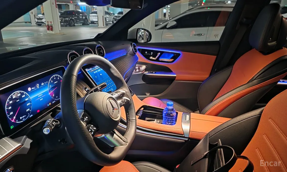 Mercedes-Benz GLC-Class 2023 GLC300 4MATIC AMG Line