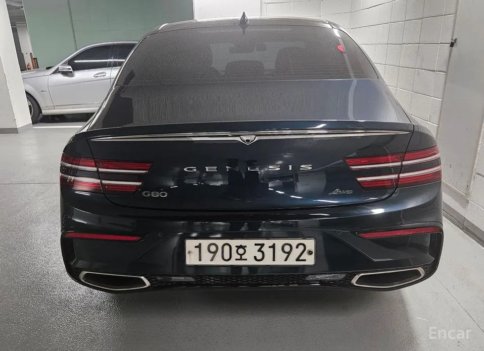 Фото 4 - Genesis G80