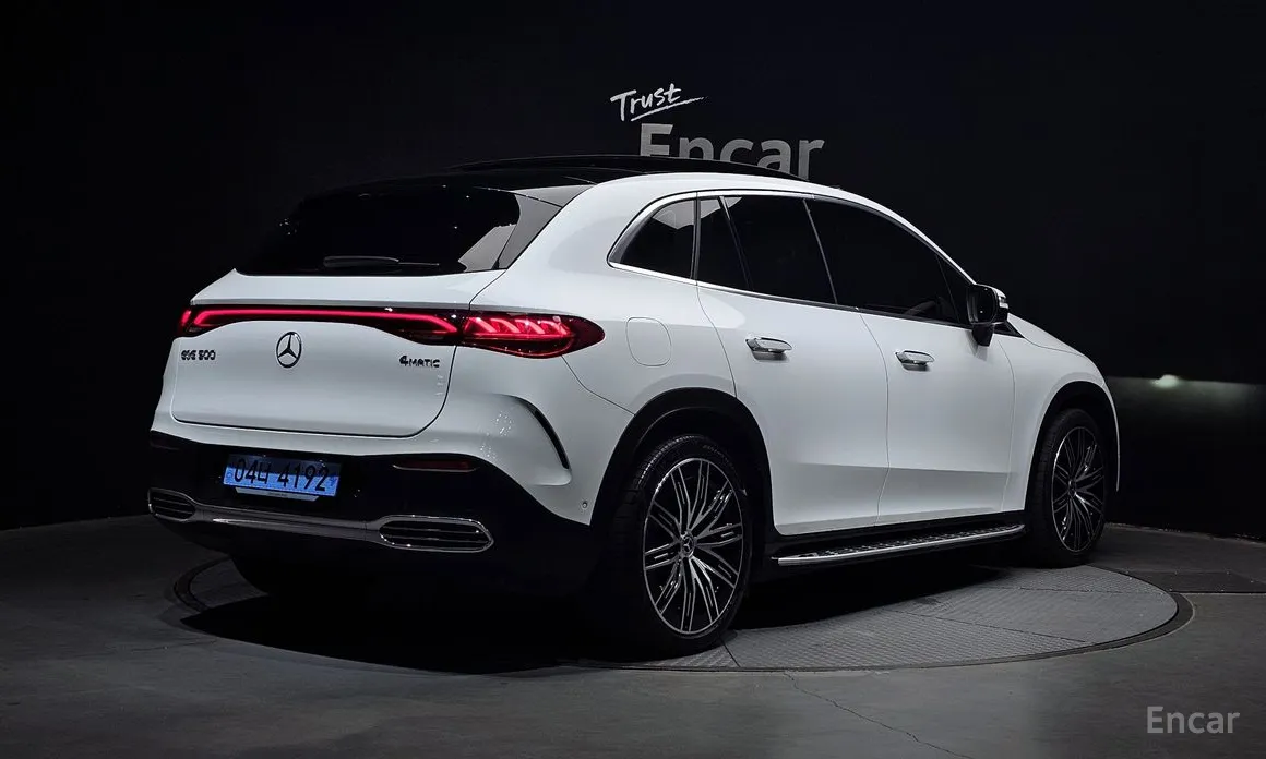 Фото 2 - Mercedes-Benz EQE