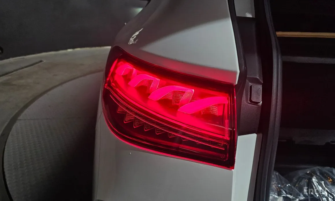 Фото 23 - Mercedes-Benz EQE