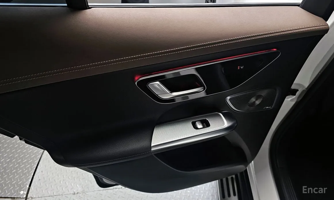 Фото 25 - Mercedes-Benz EQE