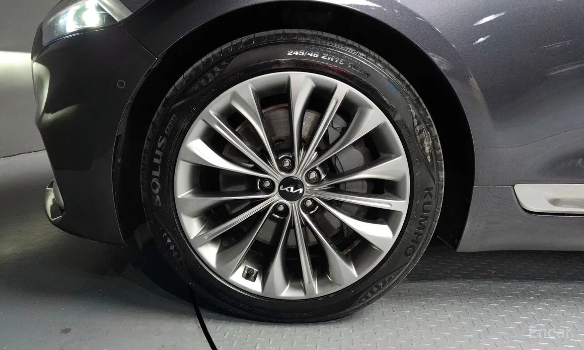 2021 Kia K9