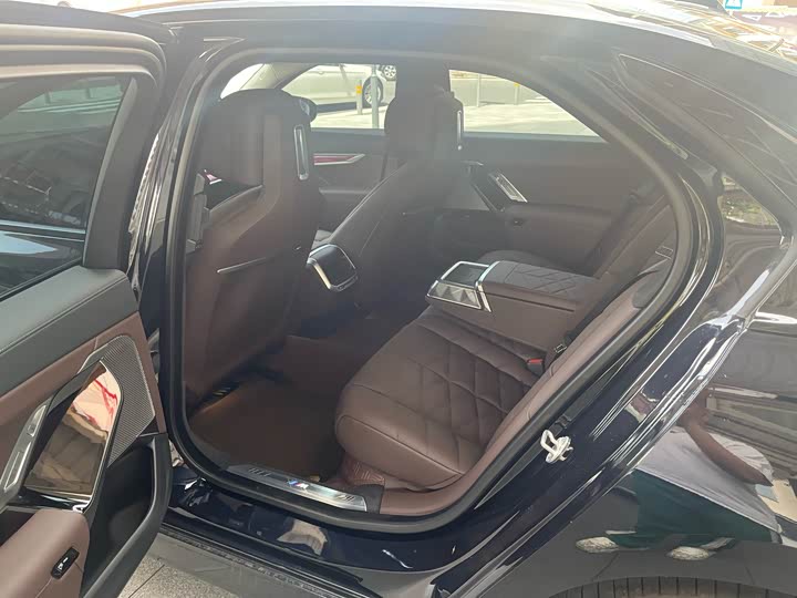 BMW 7 Series 2023 2023款 735Li M运动套装