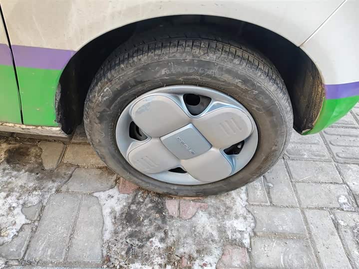 Geely Galaxy Panda Mini 2023 2023款 熊猫mini 200km 耐力熊