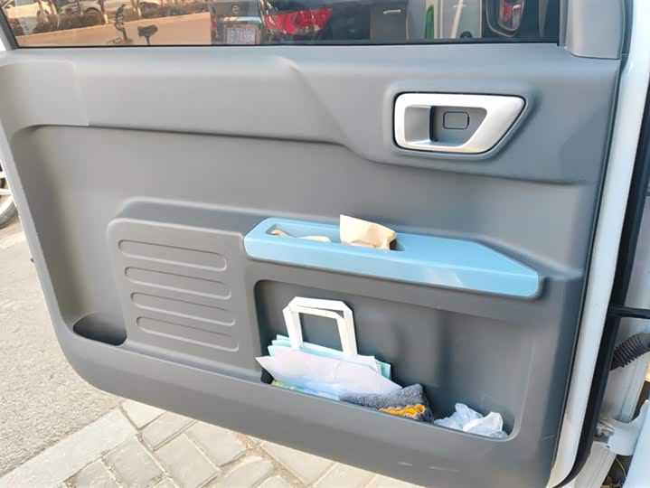 Geely Galaxy Panda Mini 2023 2023款 熊猫mini 200km 耐力熊