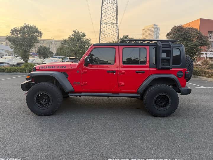 Jeep Wrangler 2021 2021款 2.0T 罗宾汉四门版