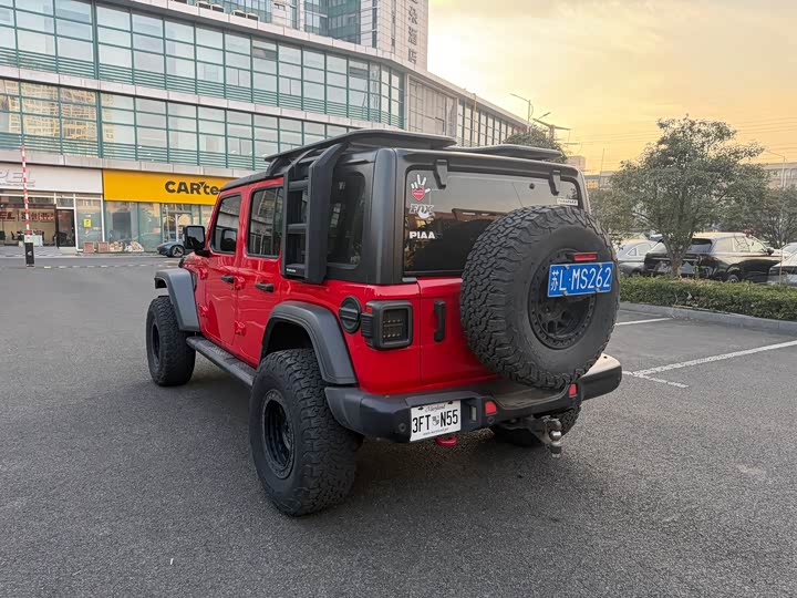 Jeep Wrangler 2021 2021款 2.0T 罗宾汉四门版
