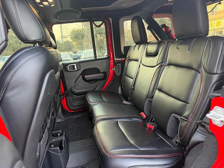 Jeep Wrangler 2021 2021款 2.0T 罗宾汉四门版