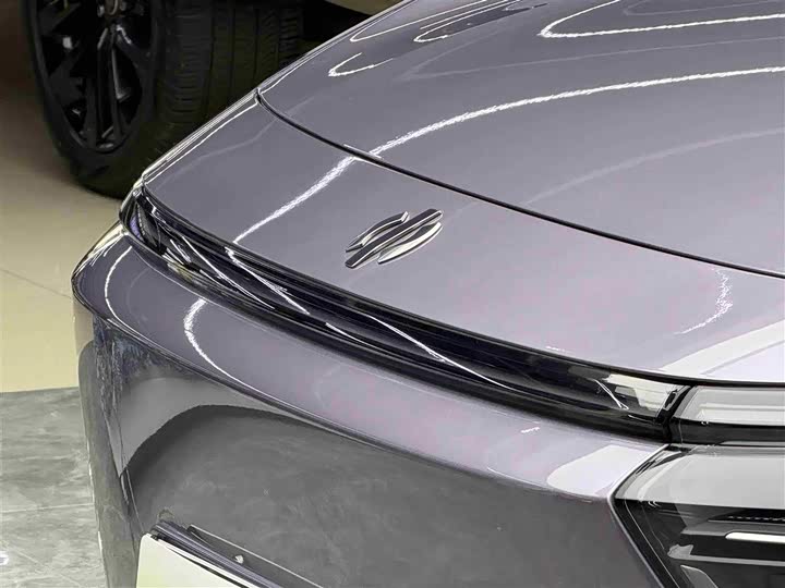 2023 HiPhi Y