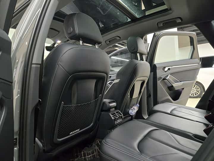 Audi Q3 2024 2024款 35 TFSI 时尚致雅型