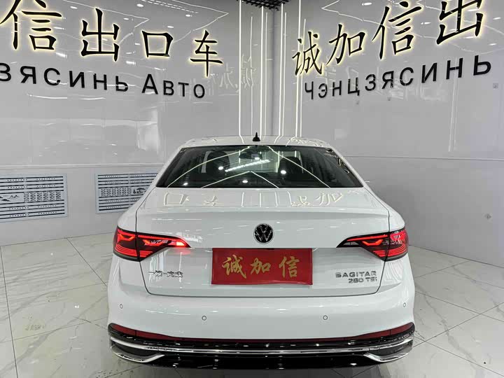 Фото 5 - Volkswagen Sagitar L