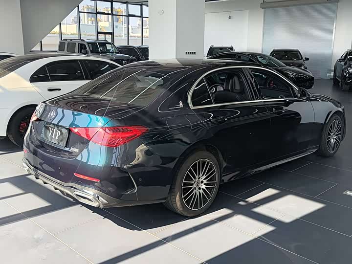 Zdjęcie 4 - Mercedes-Benz C-Class