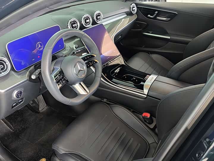 Zdjęcie 7 - Mercedes-Benz C-Class