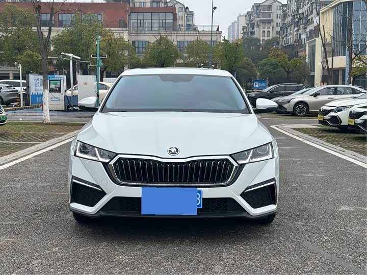 2023 Skoda Octavia Pro