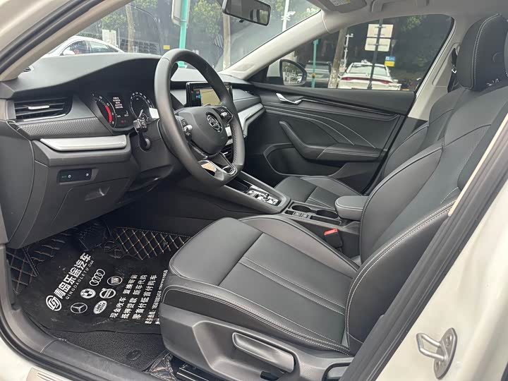 2023 Skoda Octavia Pro