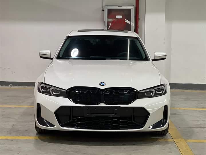 Фото 3 - BMW 3 Series