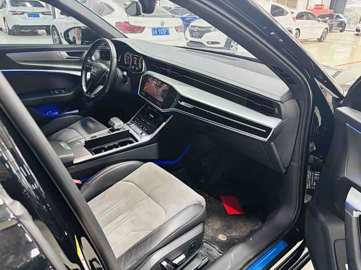 Audi A6L 2024 2024款 45 TFSI 臻选致雅型