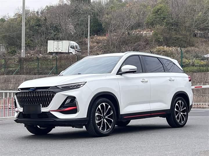 Changan Oshan X7 Plus 2023 2023款 畅享版 1.5T自动尊贵型