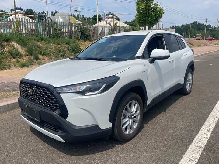 Toyota Corolla Cross 2024 2024款 2.0L 智能电混双擎 先锋版