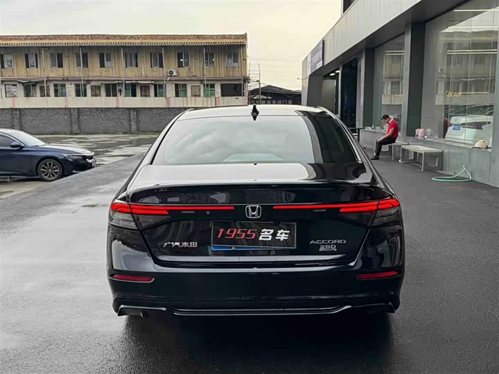 Honda Accord 2025 2025款 运动系列 260TURBO 豪华版
