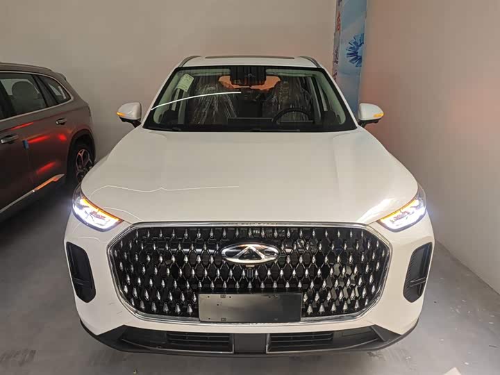 Chery Tiggo 8L 2025 2025款 2.0T 两驱长虹版 5座