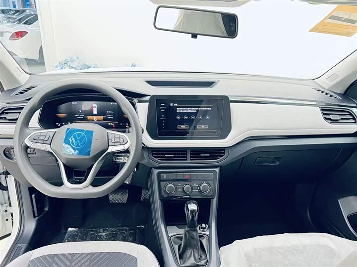 Volkswagen Tharu 2026 2026款 新锐 1.5L 锐进版