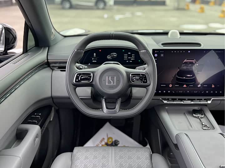 Zeekr 7X 2025 2025款 75kWh 后驱智驾版