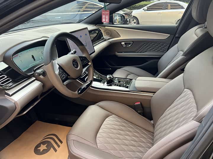 Фото 4 - BYD Han