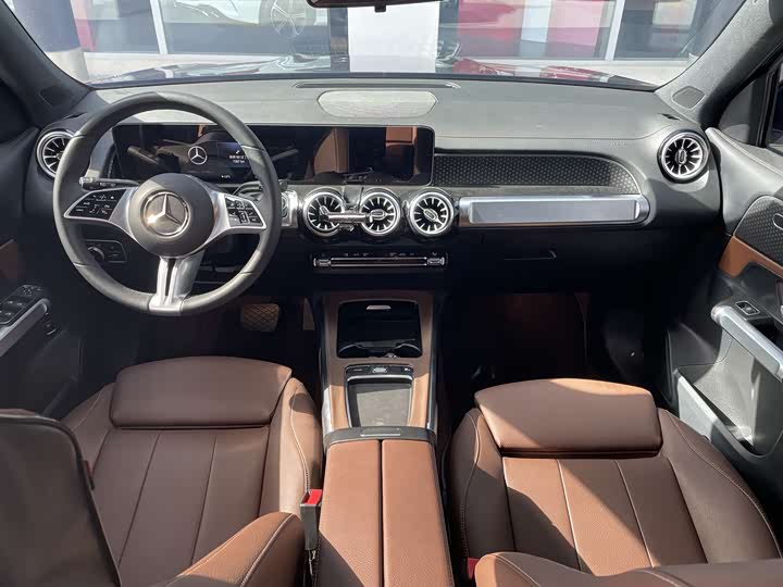 2025 Mercedes-Benz GLB-Class