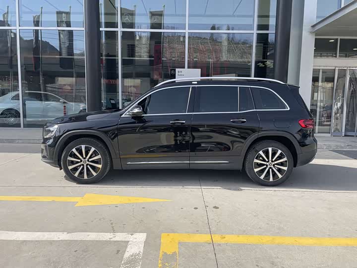 2025 Mercedes-Benz GLB-Class