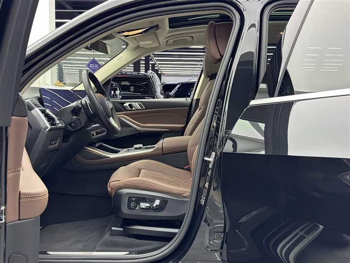 BMW X7 2023 2023款 xDrive40i 领先型豪华套装
