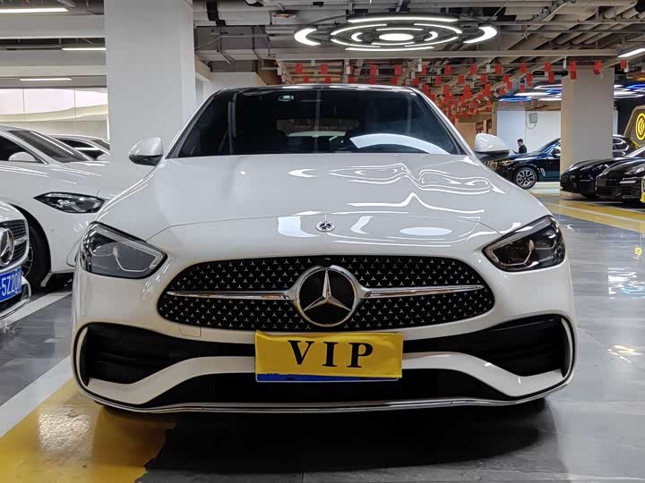 Photo 2 - Mercedes-Benz C-Class