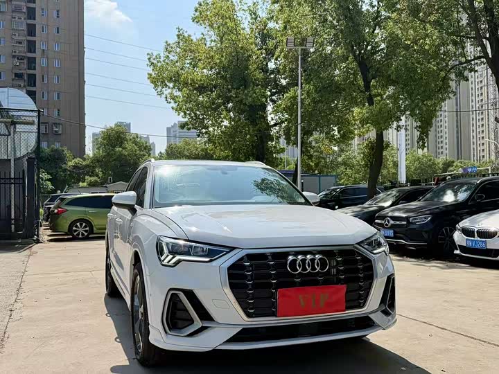 Zdjęcie 2 - Audi Q3