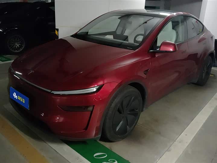 Tesla Model Y 2025 2025款 后轮驱动 首发版