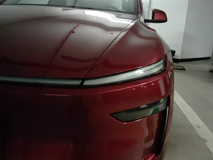 Tesla Model Y 2025 2025款 后轮驱动 首发版
