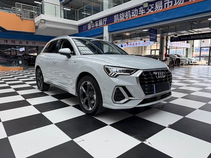 Фото 3 - Audi Q3