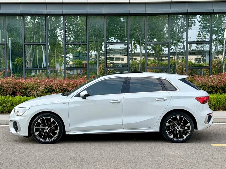Фото 4 - Audi A3